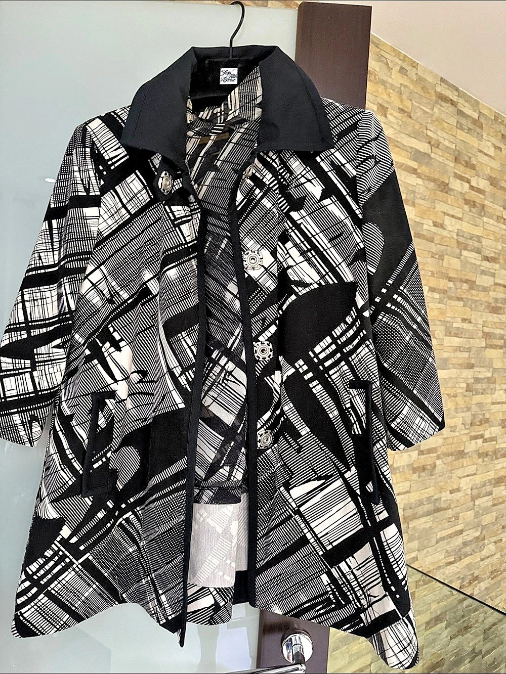 St. John SOca - Abstract Print Cotton Jacket Size Medium Like New